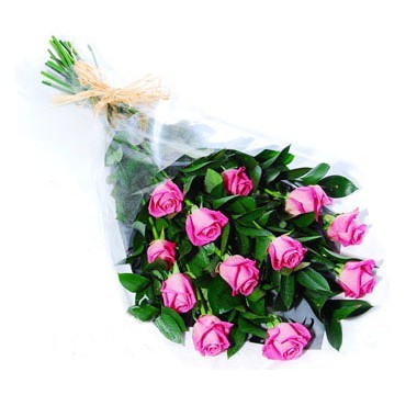 One dozen white roses bouquet