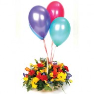 Mix flower basket with balloons